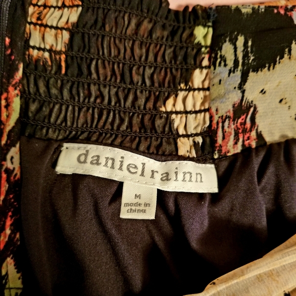 Gorgeous Tiered Floral Skirt - Picture 4 of 6